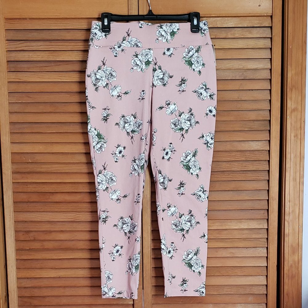 Maurices Crop Pants